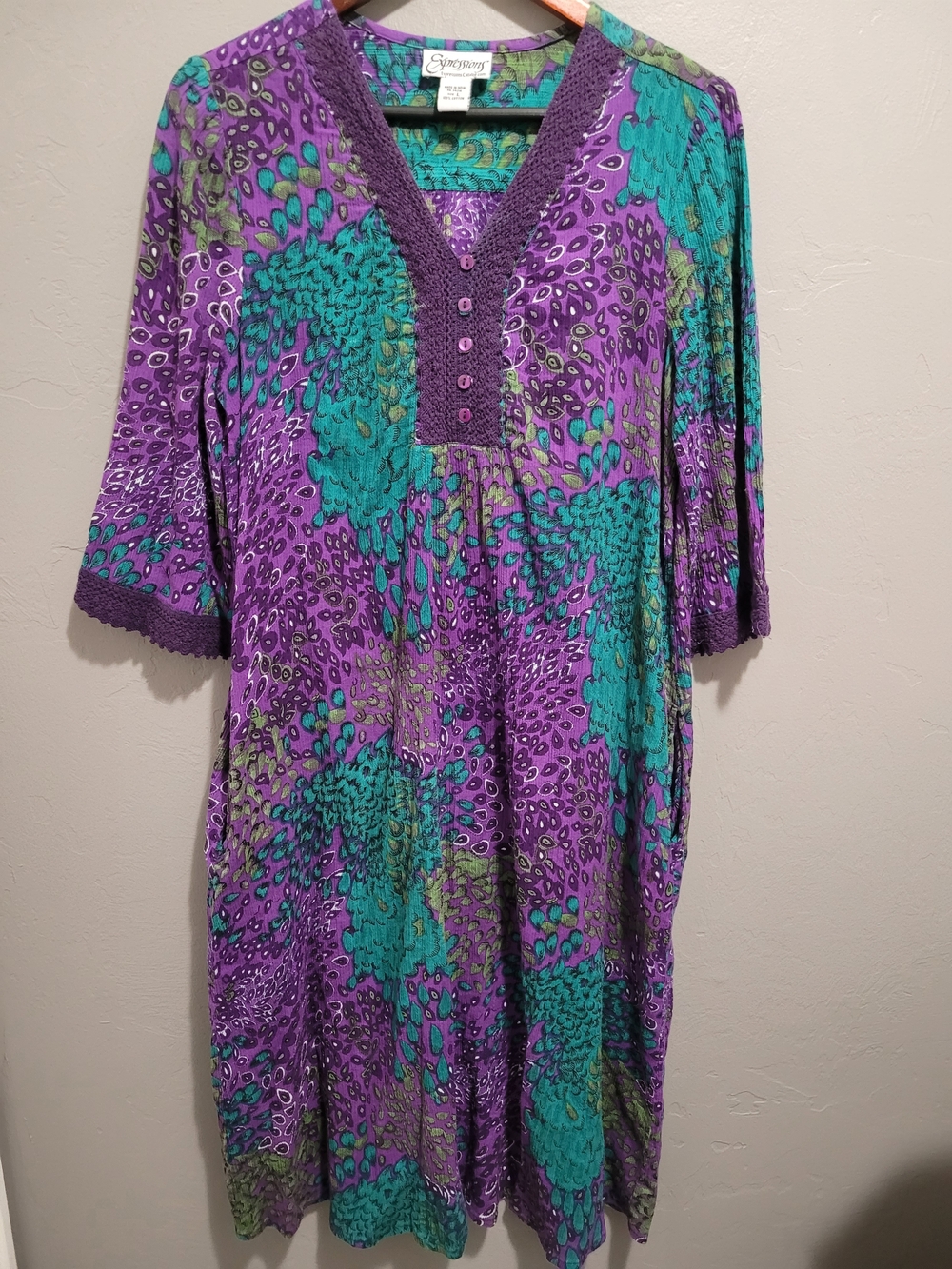 Expressions Catalog Vintage Purple & Teal Floral V-Neck Tunic Sheatg Midi Dress
